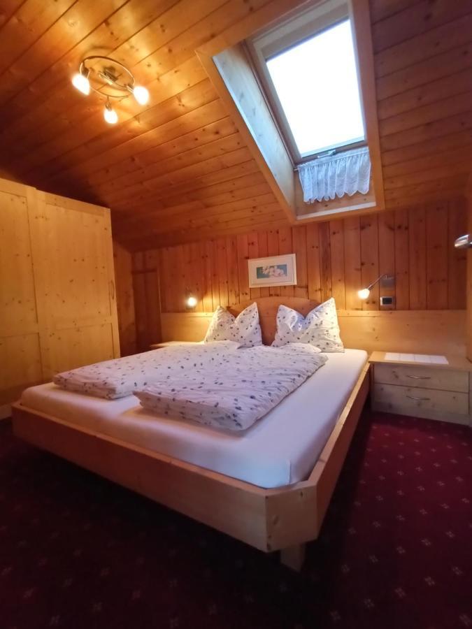 カステルロットHaus Bergfriedenアパートメント エクステリア 写真